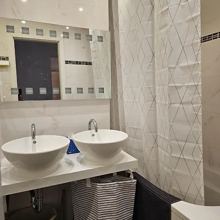 Oez 3 Apartment *